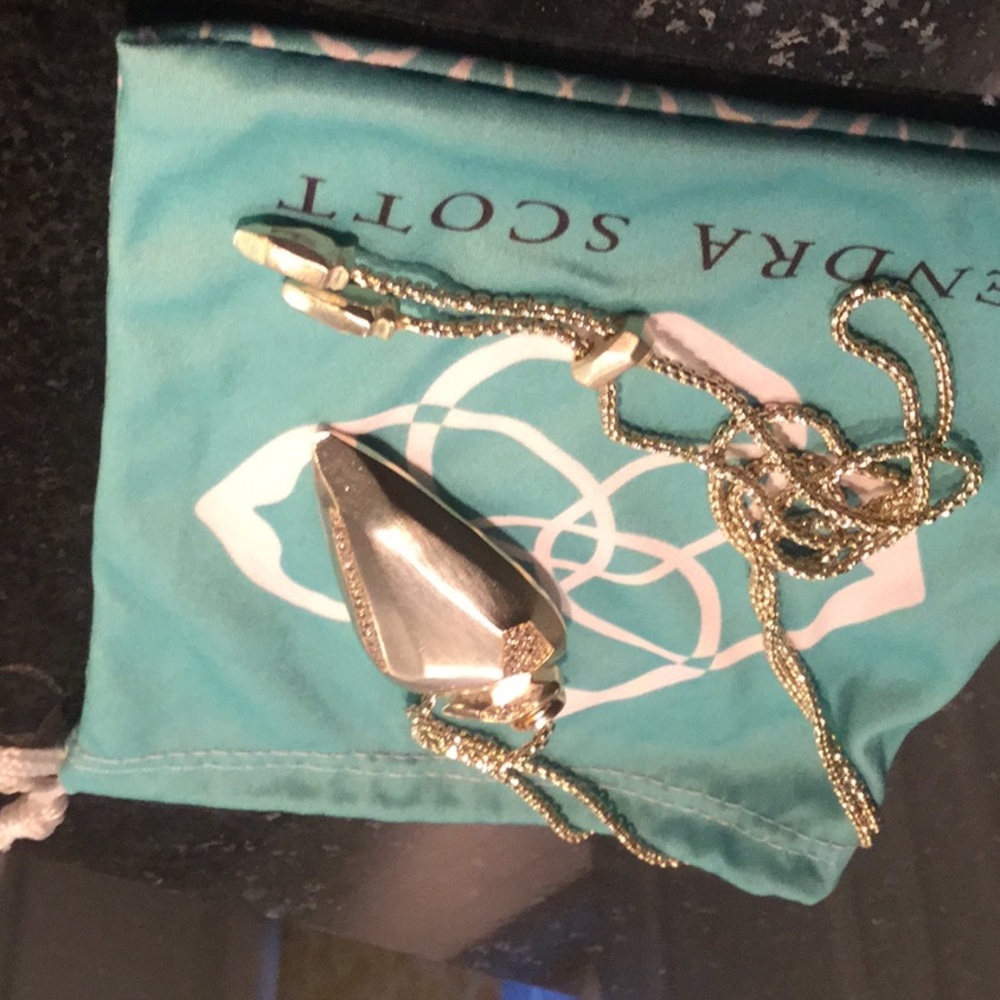 Authentic Kendra Scott long necklace